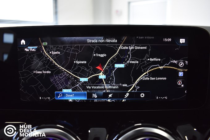MERCEDES-BENZ GLA 220 d Automatic 4Matic Premium